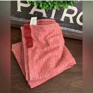Lululemon Customizable Vinyasa scarf 
NWOT
$58